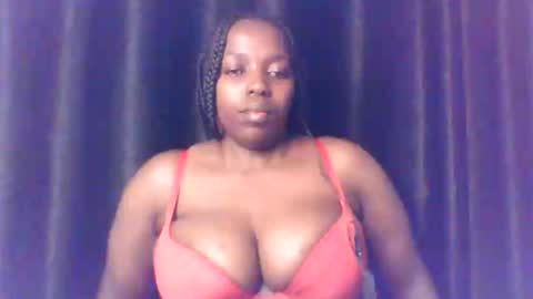 QUEEN online show from March 2026 02:05:02 AM
