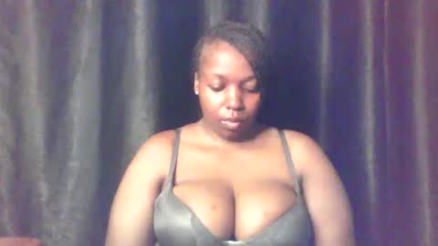 QUEEN online show from May 2026 04:43:02 AM