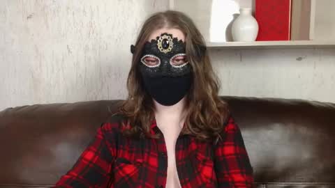 Nora online show from May 2026 11:00:02 PM