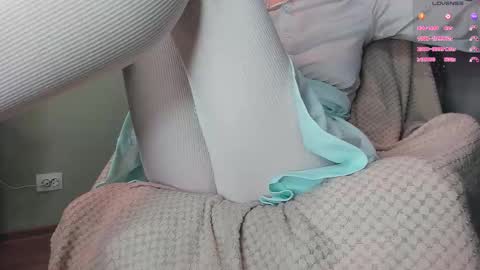 Snapshot of queen_nylon chatting on February 2026 11:53:01 AM Carly online show from February 2026 11:53:01 AM