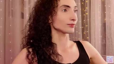 queen_of_tease online show from November 2025 05:25:01 PM