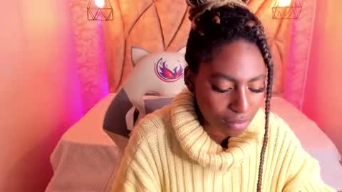 Snapshot of queen_perla_ chatting on January 2025 04:17:01 PM online show from January 2025 04:17:01 PM