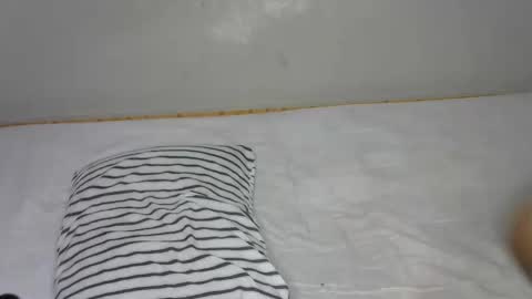 Snapshot of queen_polite chatting on November 2025 07:22:02 AM queen_polite online show from November 2025 07:22:02 AM