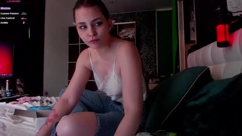 Kim online show from March 2026 02:44:01 PM