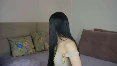 Snapshot of queenaliss chatting on April 2026 09:18:01 AM Your world and the universe Aliss online show from April 2026 09:18:01 AM