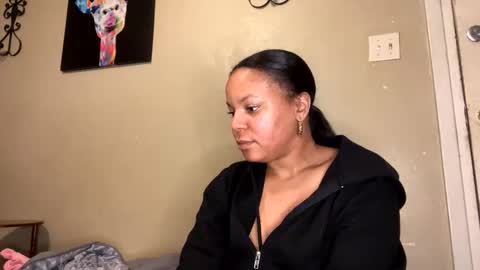 Snapshot of queencreolexo chatting on December 2025 01:35:02 AM queencreolexo online show from December 2025 01:35:02 AM