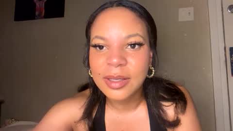 Snapshot of queencreolexo chatting on December 2025 02:06:02 AM queencreolexo online show from December 2025 02:06:02 AM