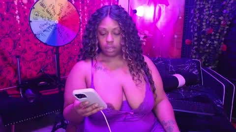 Queen Cherise Roze online show from April 2026 12:11:02 AM