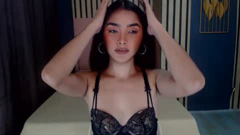 queenemeraldts online show from February 2025 05:35:02 AM