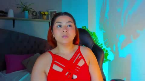 Snapshot of queengrett chatting on April 2026 06:42:02 PM Queen online show from April 2026 06:42:02 PM
