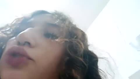 Snapshot of queenjenn__ chatting on December 2024 09:17:02 AM QUEENJEENN online show from December 2024 09:17:02 AM