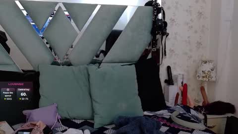 QUEENJEENN online show from March 2026 04:51:02 AM