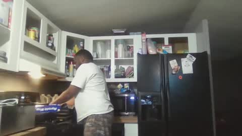 Queen N King Fun Night online show from February 2025 05:19:02 AM