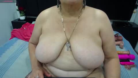 VickyBoobss online show from October 2025 09:01:01 PM