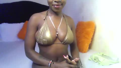 Snapshot of queenmavela_ chatting on January 2026 09:31:01 PM queenmavela_ online show from January 2026 09:31:01 PM