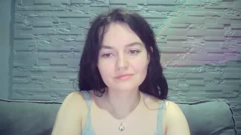 Snapshot of queenofmodels chatting on January 2026 03:39:01 PM QueenOfModels online show from January 2026 03:39:01 PM