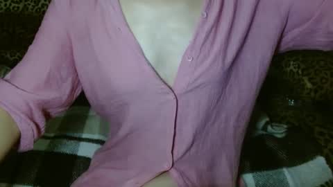 queenoftenderness online show from December 2024 05:55:01 PM