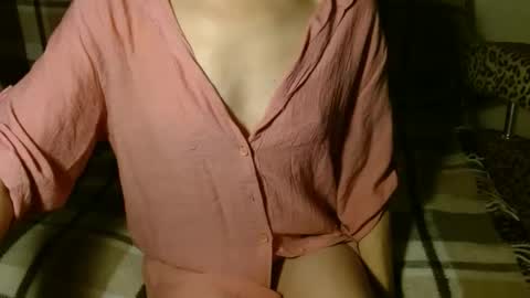 queenoftenderness online show from December 2024 06:42:02 PM