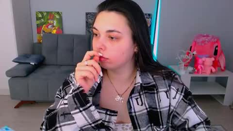 Snapshot of queenofthesense chatting on February 2026 08:53:02 AM Patricia online show from February 2026 08:53:02 AM