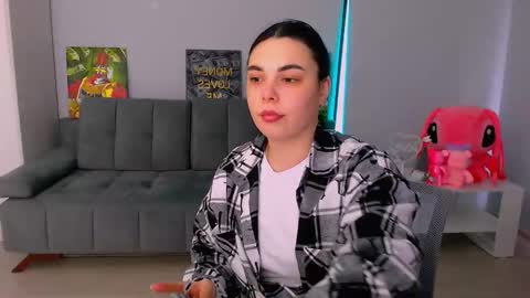 Snapshot of queenofthesense chatting on February 2026 10:44:02 AM Patricia online show from February 2026 10:44:02 AM