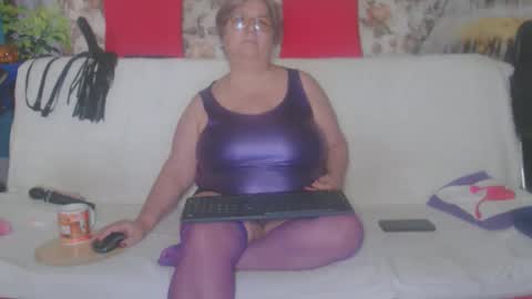 QueenPammy online show from October 2025 06:11:01 AM