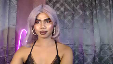 queenpinayebony_xx online show from April 2026 11:57:01 AM