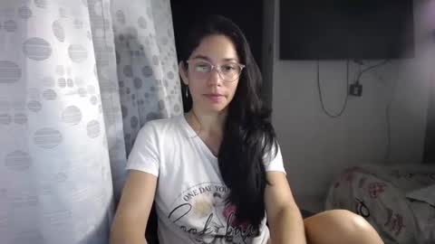 Snapshot of queenvictoria2023 chatting on December 2024 06:52:02 AM Paola online show from December 2024 06:52:02 AM