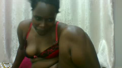 Snapshot of queenvivy chatting on July 2026 08:08:02 PM VIVIAN online show from July 2026 08:08:02 PM