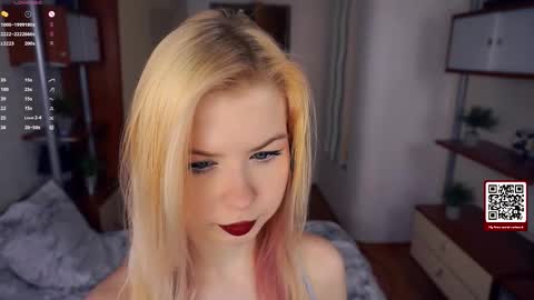 Snapshot of quennabrucker chatting on November 2025 06:39:03 AM Tate online show from November 2025 06:39:03 AM