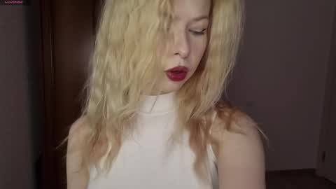 Snapshot of quennabrucker chatting on May 2026 06:22:01 AM Tate online show from May 2026 06:22:01 AM