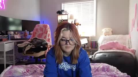 Snapshot of quervoqueen1 chatting on January 2025 05:23:01 PM Bri online show from January 2025 05:23:01 PM