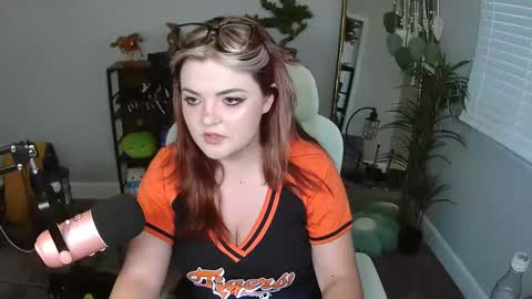 Bri online show from March 2026 10:58:02 PM
