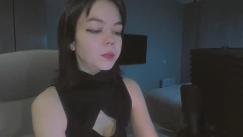 quietluxury online show from December 2025 11:16:02 AM