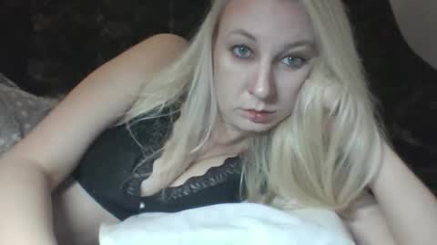 Snapshot of qwertyuio71919 chatting on October 2025 04:46:01 PM qwertyui online show from October 2025 04:46:01 PM