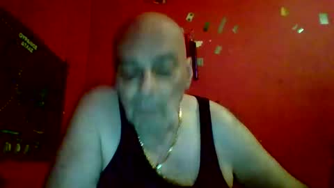 qwertyuiop22348015 online show from April 2026 06:46:01 PM