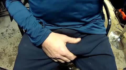 r2424 online show from December 2025 05:25:01 AM