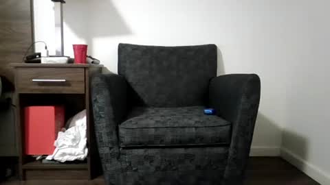 r_monkey583 online show from October 2025 04:18:02 AM