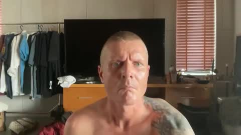 rabbit_eyes69 online show from April 2026 06:41:01 AM