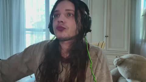 Snapshot of rabbitboyy1 chatting on September 2025 09:20:01 AM rabbitboyy online show from September 2025 09:20:01 AM