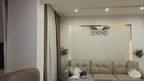 Jess  John online show from November 2025 07:34:02 PM