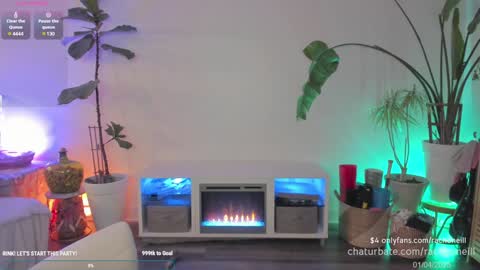 Snapshot of rach_oneill chatting on January 2025 12:20:01 AM Rach ONeill online show from January 2025 12:20:01 AM