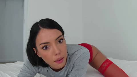 Snapshot of rach_rach chatting on October 2025 09:00:02 PM Rachel Rivers online show from October 2025 09:00:02 PM