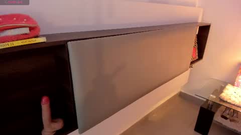 natalia  -  online show from June 2026 01:38:02 AM