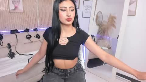 RACHEL ES online show from May 2026 07:47:01 AM