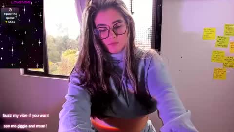 Rachel Foss online show from December 2024 08:05:02 PM