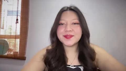 rachel james   online show from November 2025 05:44:01 PM