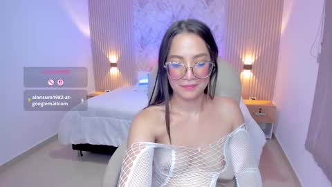 Snapshot of rachel_williamss chatting on February 2025 10:48:01 PM rachel online show from February 2025 10:48:01 PM