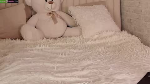 RachelCart online show from September 2025 03:07:02 AM