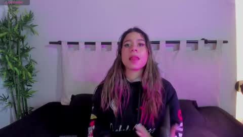 Rachell online show from March 2026 04:18:01 AM