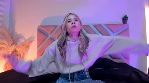 Rachell online show from May 2026 03:46:01 AM
